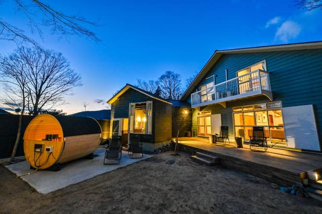 Villa with Garden - Private Zone