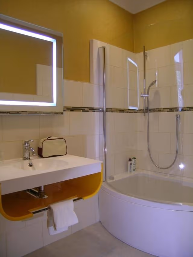 Comfort Triple Room