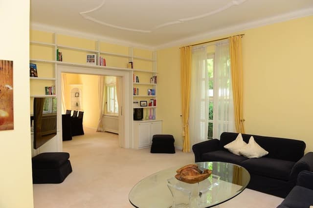 Luxury Villa, 5 Bedrooms, Park View