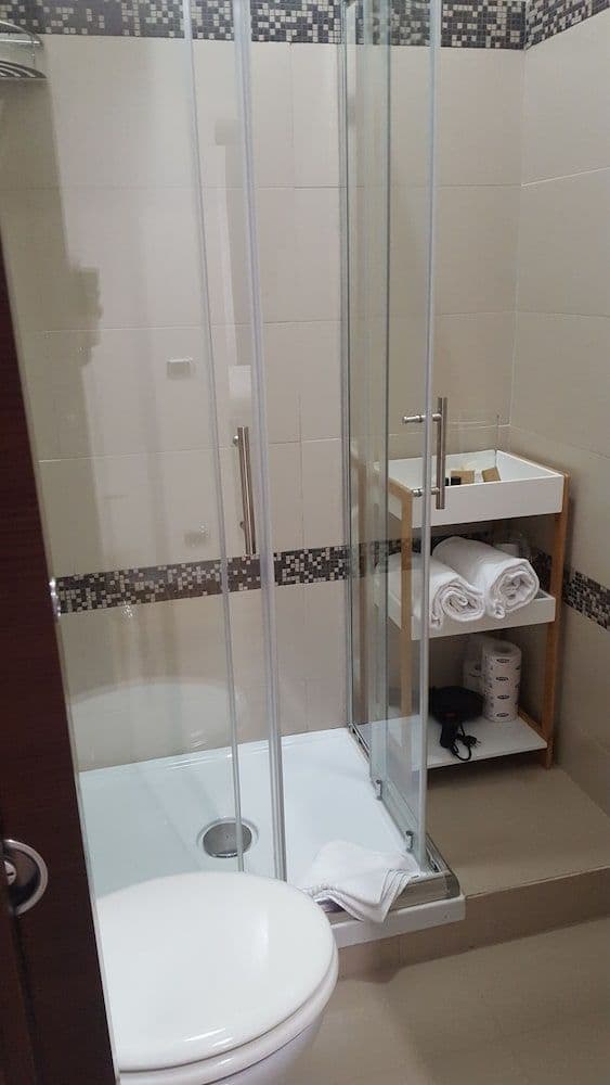 Deluxe Suite, Kitchen