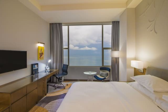 Room, 1 King Bed, Sea View