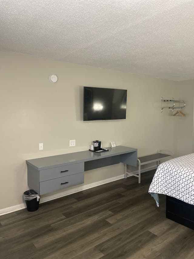 KING BED GROUND FLOOR