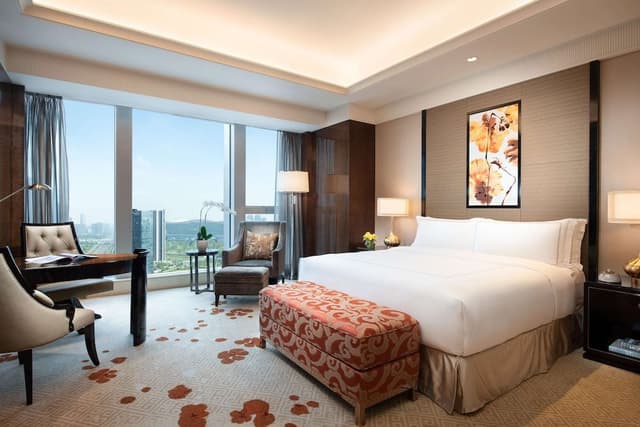 Fairmont Gold Grand King Non Smoking