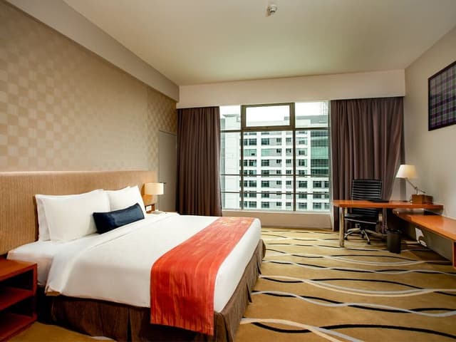 Executive Suite