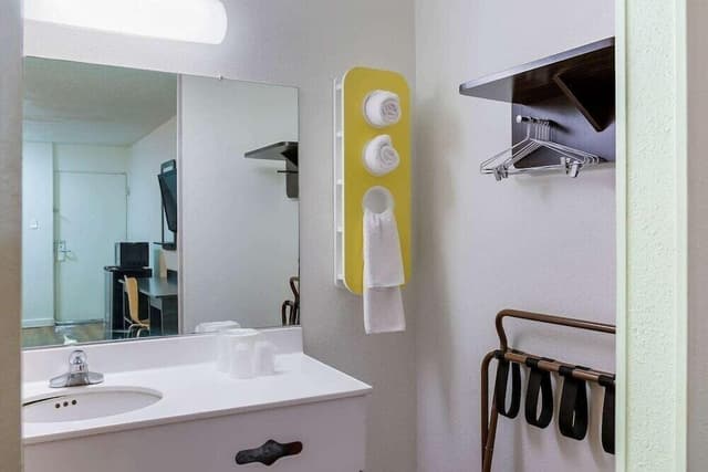 Standard Room, 2 Queen Beds, Non Smoking, Kitchenette
