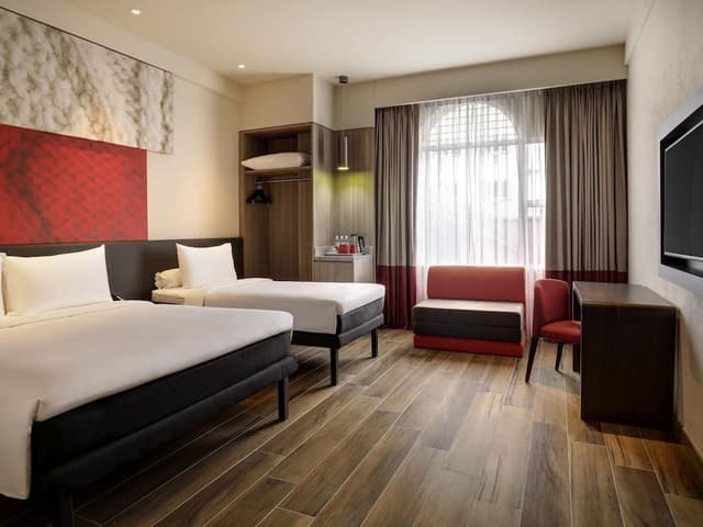 Family Room, Multiple Beds