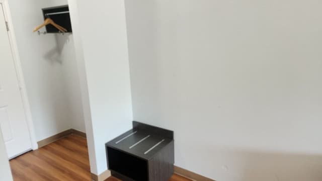 Standard Room, 2 Queen Beds, Roll-in Shower, Non Smoking