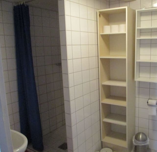 House, 2 Bedrooms (exclusive 350 Euro Kaution)