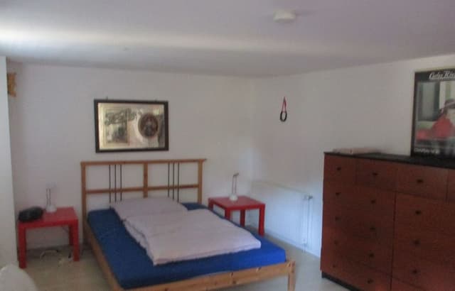 House, 2 Bedrooms (exclusive 350 Euro Kaution)