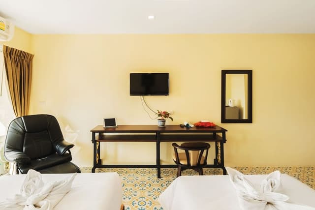 Deluxe Twin Room, 2 Twin Beds, City View