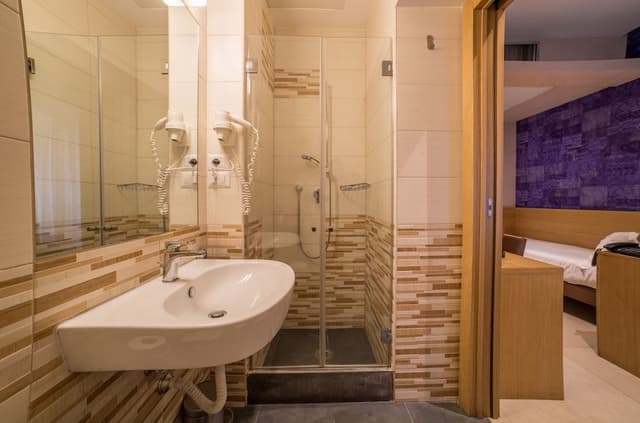 Economy Room, 2 Twin Beds