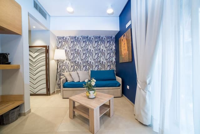 Junior Suite, Multiple Beds