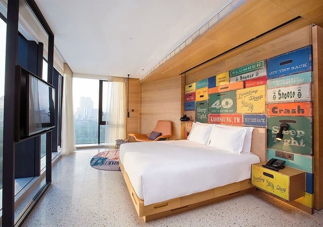 Premium Room, 1 King Bed, Park View (Separate Bath)