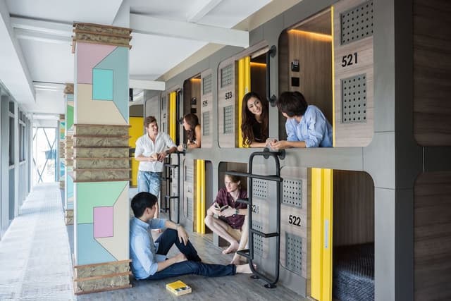 Capsule Suite