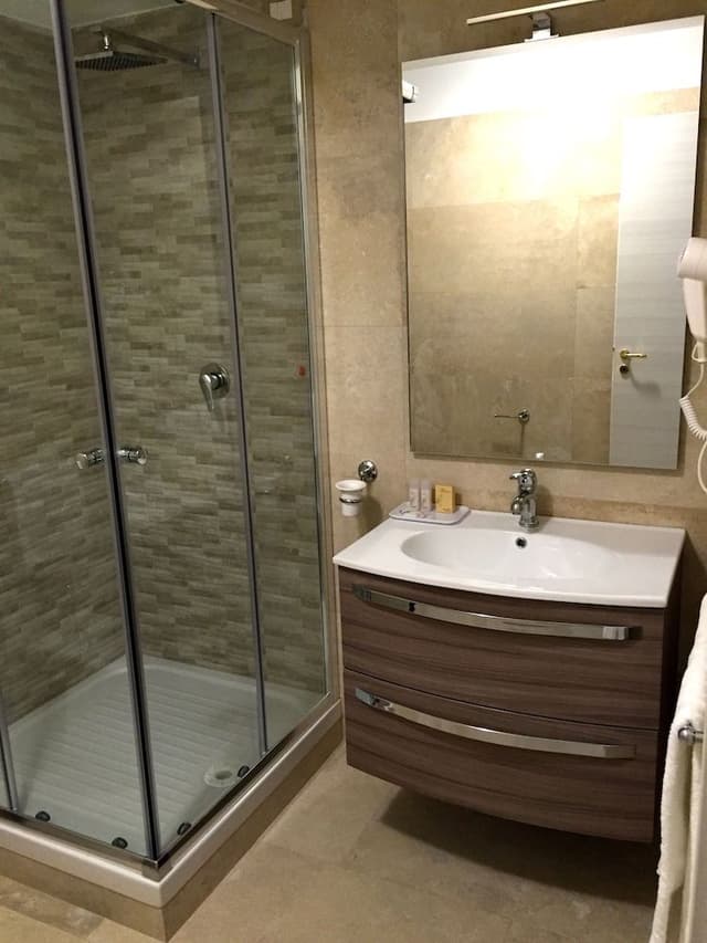 Deluxe Double Room, Partial Sea View