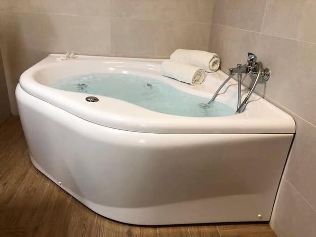 Deluxe Double Room, Partial Sea View