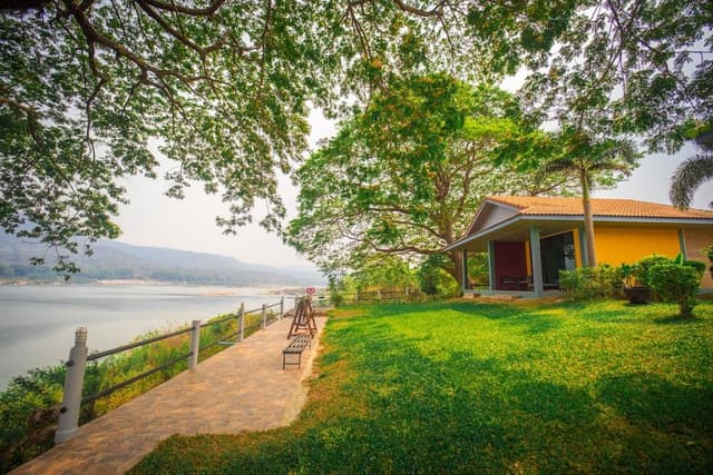 Deluxe Triple Room, River Side