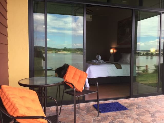 Deluxe Triple Room, River Side