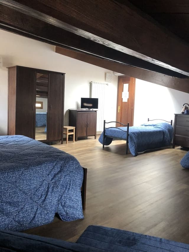 Family Room, Private Bathroom (External)