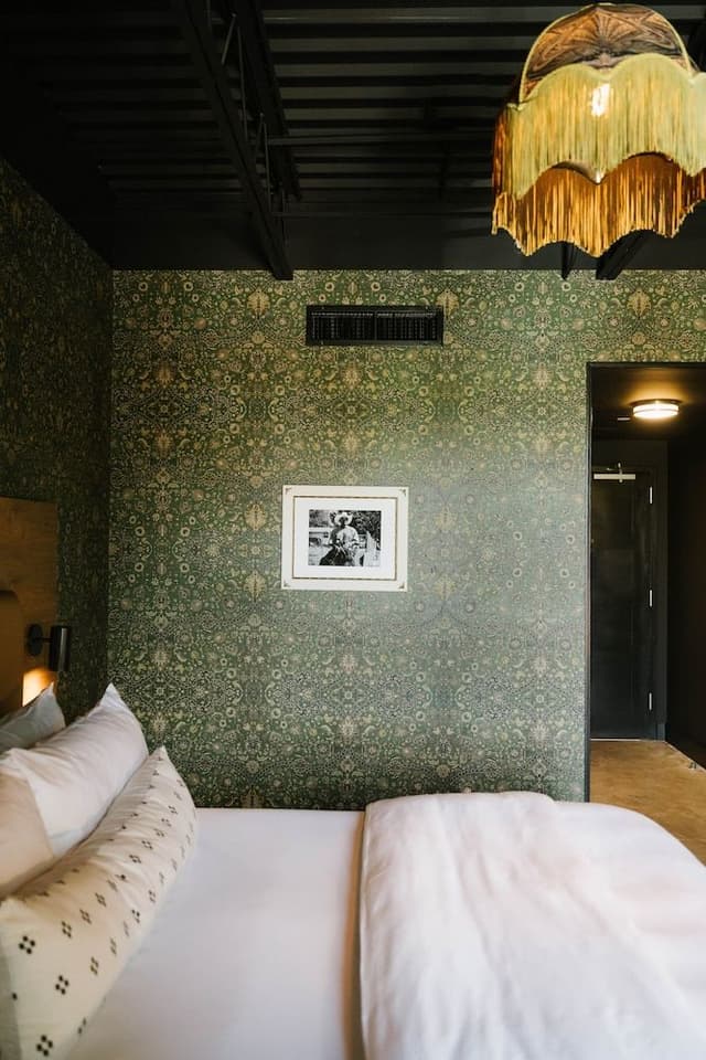 Deluxe Room, 1 King Bed, Non Smoking (Medium Plus)