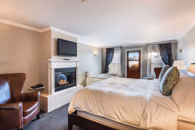 Deluxe Room, 1 King Bed