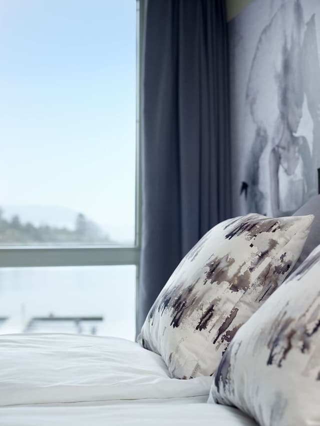 Frontsuite with Balcony