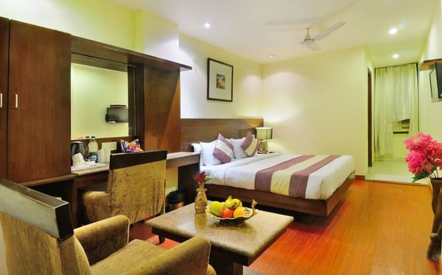 Executive Room