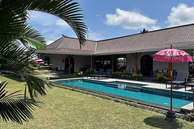 Private Villa Delight, 3 Bedrooms