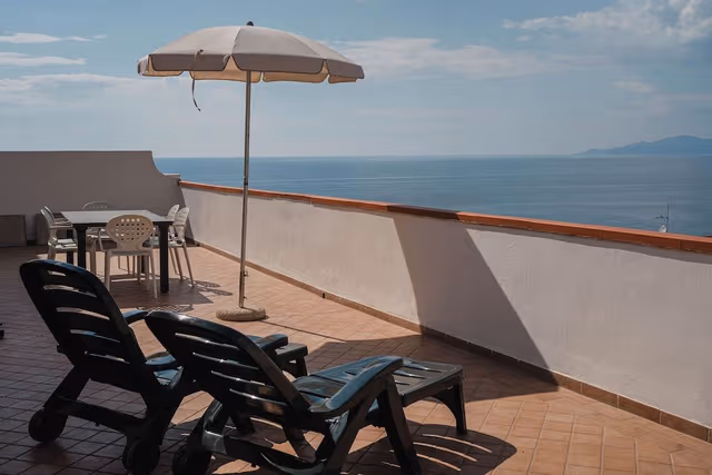 Apartment, Partial Sea View