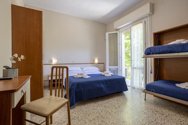 Comfort Quadruple Room, Balcony