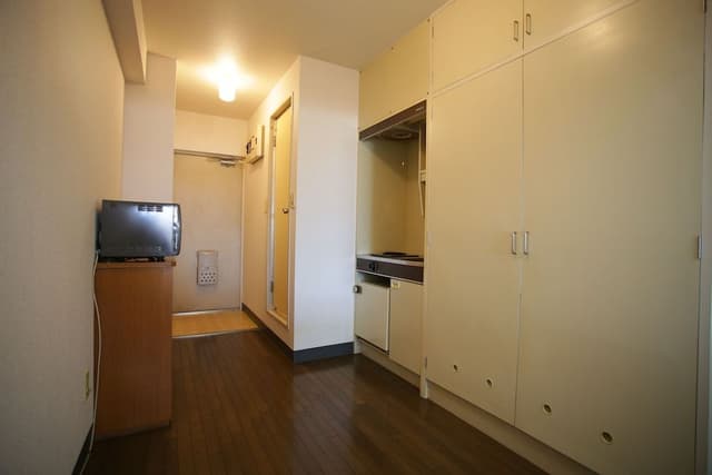 Apartment (See email for self check in)