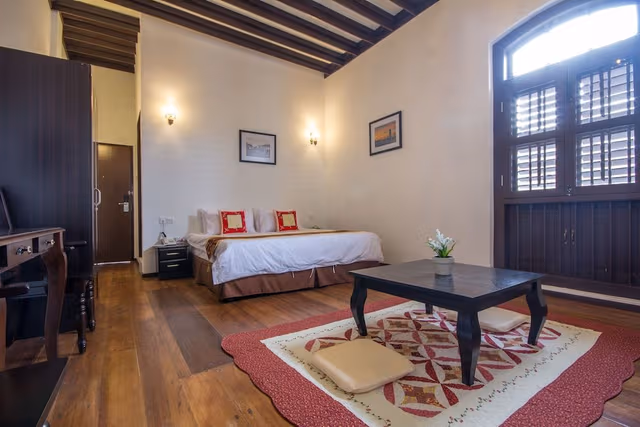 Suite, 1 King Bed