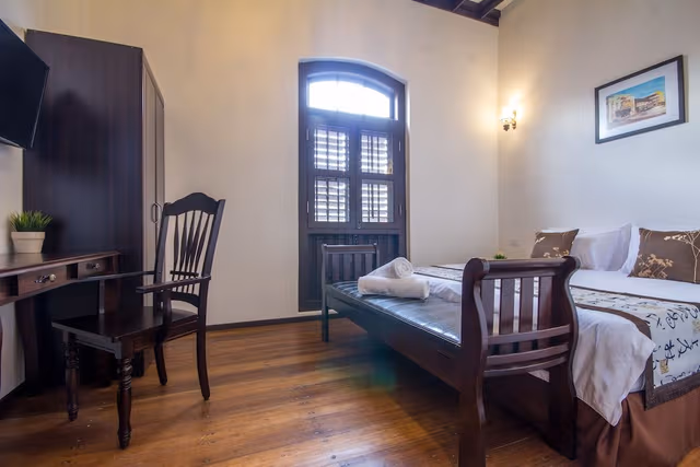 Deluxe Room, 1 King Bed