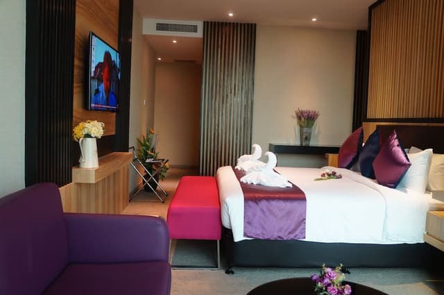 Greens Suites Room