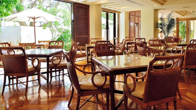 Club Twin Room, Lounge access, Non Smoking