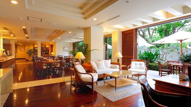 Club Twin Room, Lounge access, Non Smoking