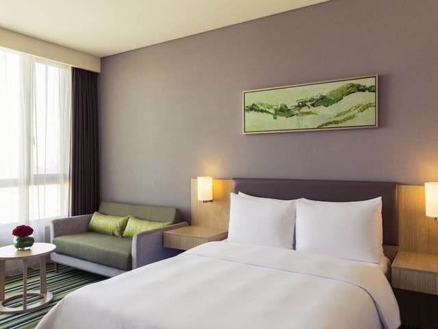 Superior Room, 1 King Bed, Lake View