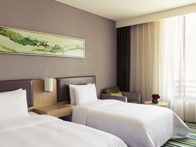 Superior Room, 2 Twin Beds, Lake View