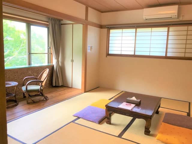 Japanese Ensuite Room, Mountain View