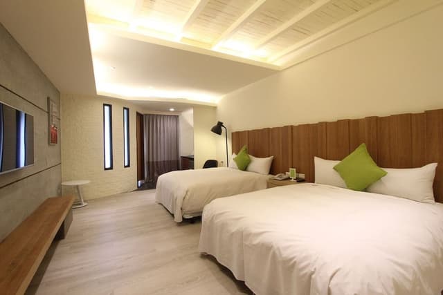Quadruple Room, 2 Double Beds, Non Smoking