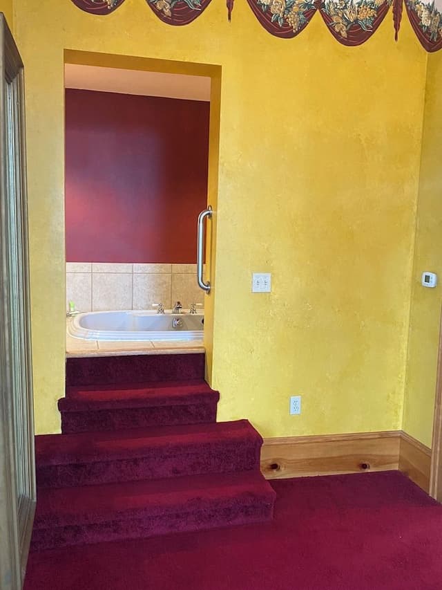 Presidential Room, 1 King Bed, City View
