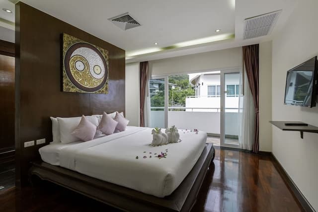 Three Bedroom Family Suite with free Minibar (One time)