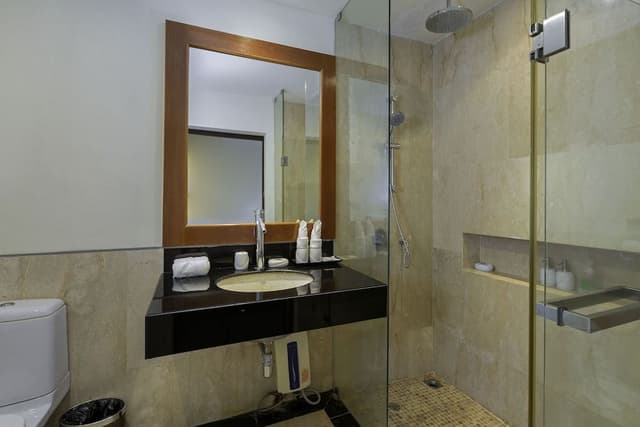 Three Bedroom Family Suite with free Minibar (One time)