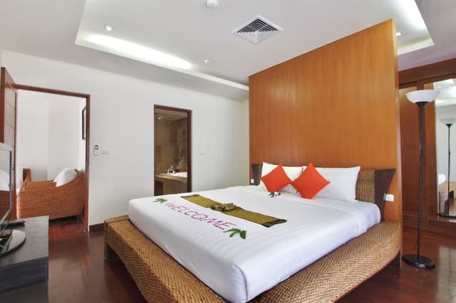 Three Bedroom Family Suite with free Minibar (One time)