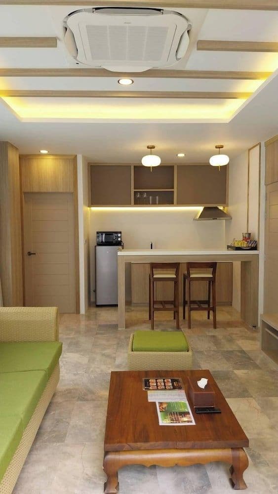 New 1 Bedroom Junior Suite