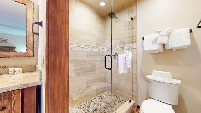 Condo, 2 Bedrooms