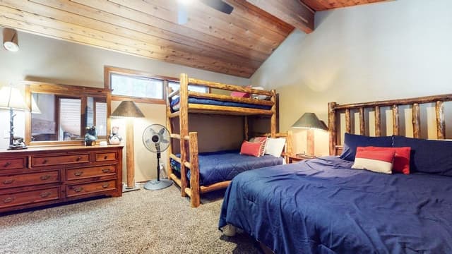 Condo, 3 Bedrooms