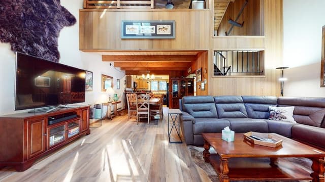Condo, 2 Bedrooms