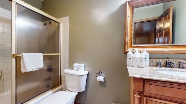 Condo, 3 Bedrooms