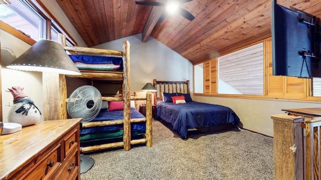 Condo, 3 Bedrooms